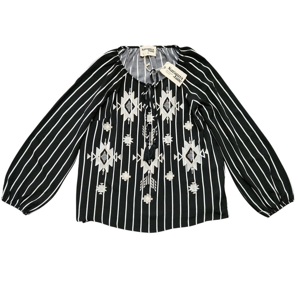 NWT Savanna Jane Long Sleeve Aztec Blouse Size Medium